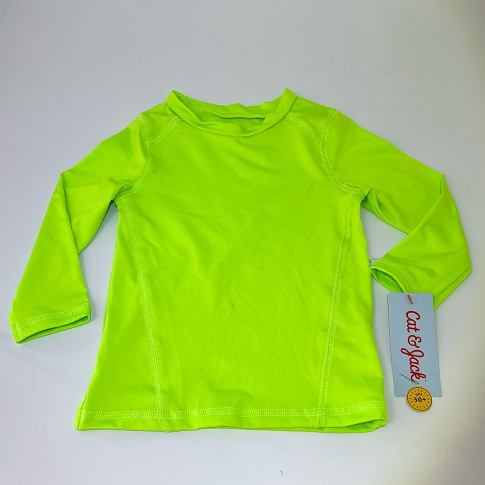 Cat & Jack Todder Boy’s Long Sleeve Rashguard